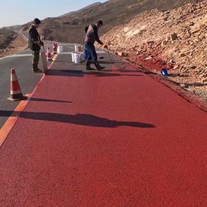 光山一是彩钢瓦喷漆翻新，地面喷涂